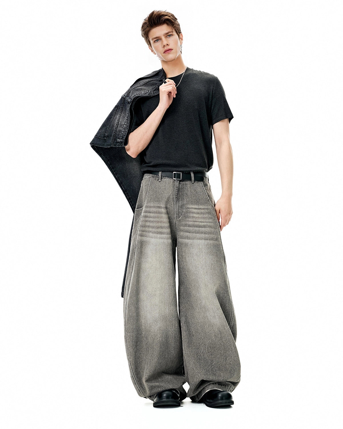 INFLATION Washed Barrel Baggy Jeans