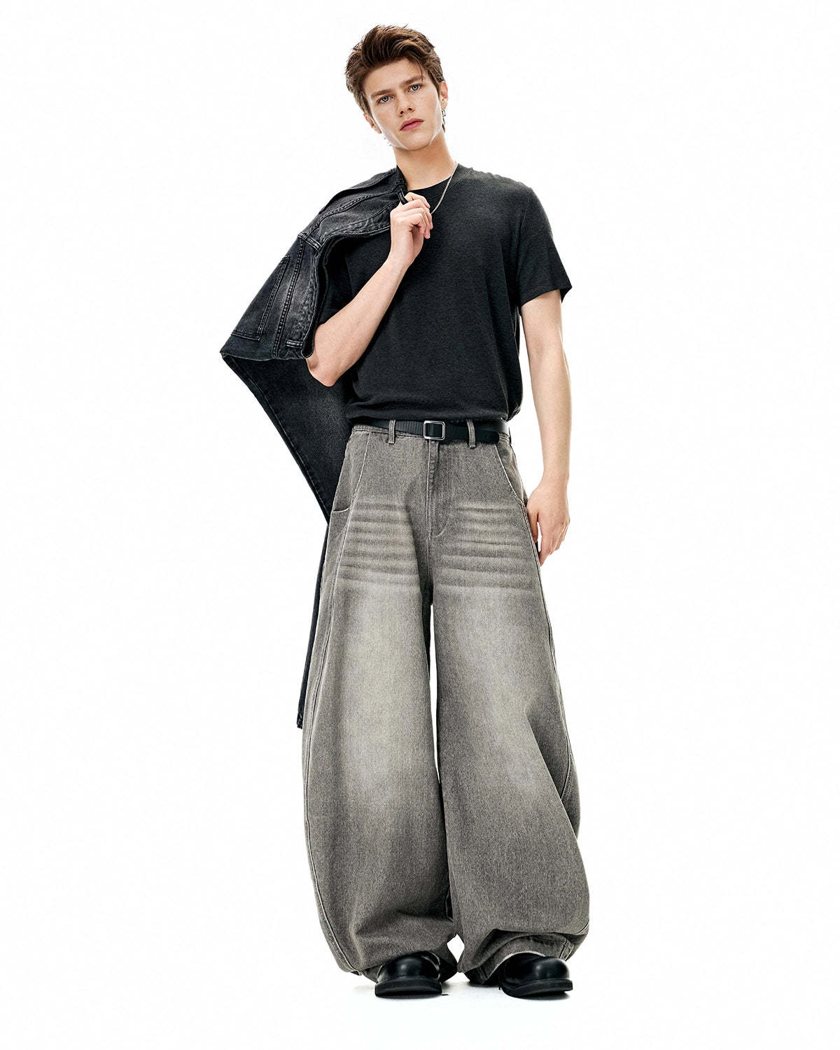 INFLATION Washed Barrel Baggy Jeans
