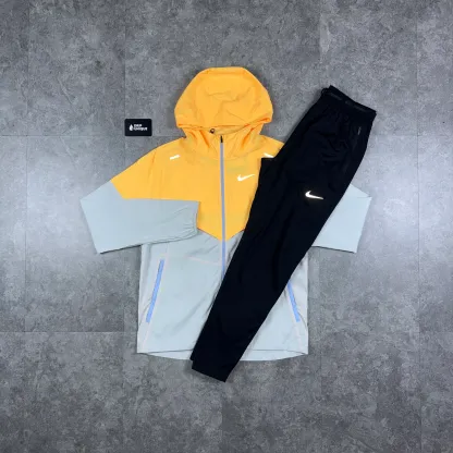 Nike UV Windrunner Jacket Citron Pulse & Black Nike Phenom Pants Set