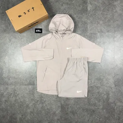 Nike Repel Miler Windrunner Jacket Cream & Cream Challenger Shorts Set