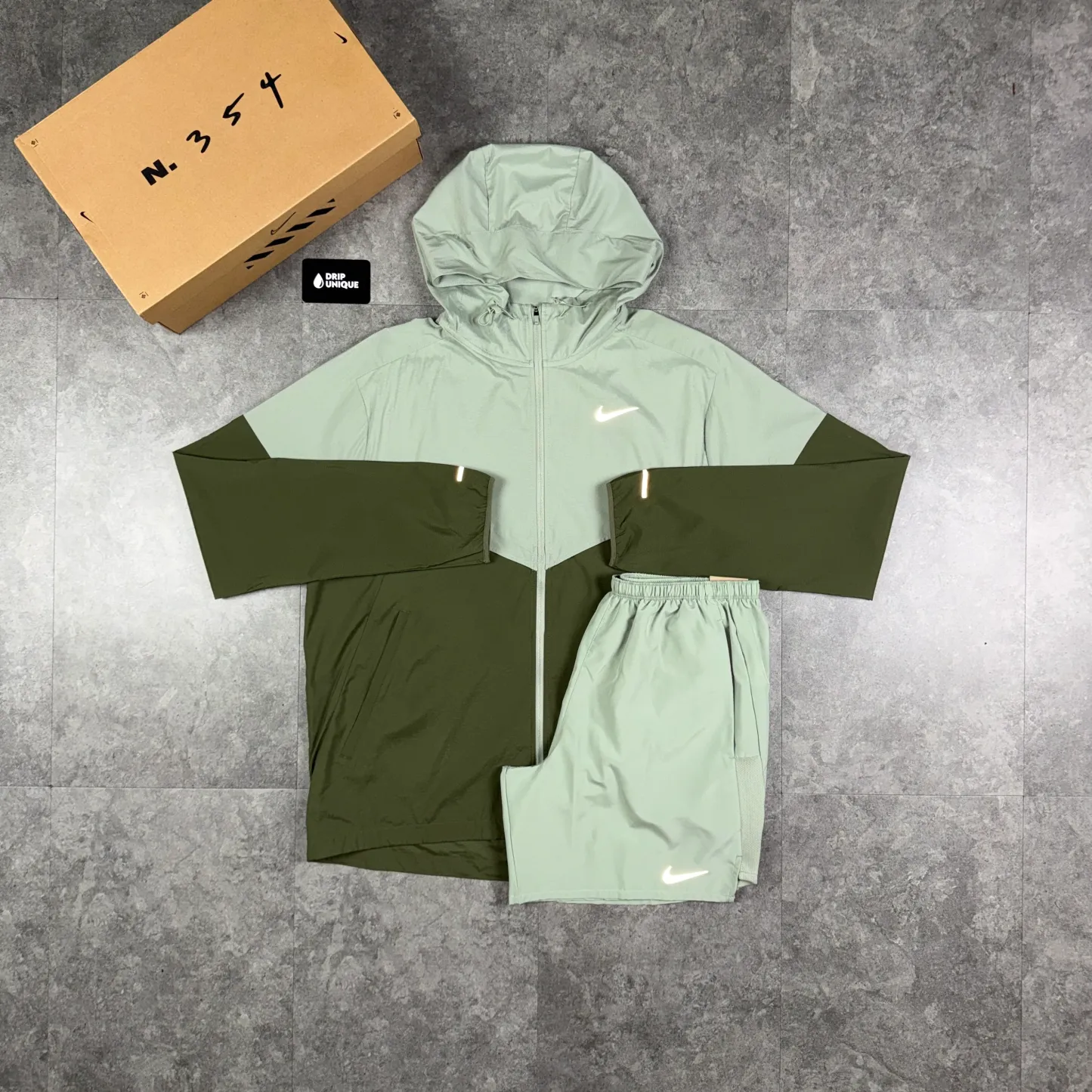 Nike UV Windrunner Jacket Jade Green & Green Challenger Shorts Set