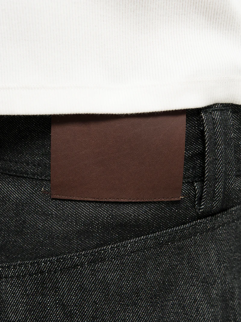 JAPANESE SELVEDGE  CURVED-LEGS JEANS