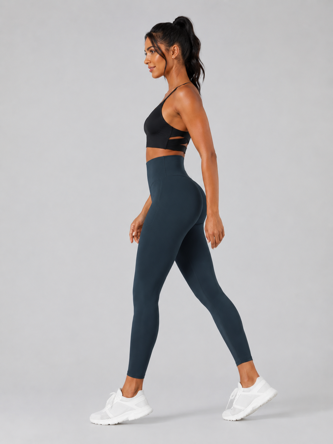 Luno Wear Scrunch Butt Lifting Training Leggings with Pockets