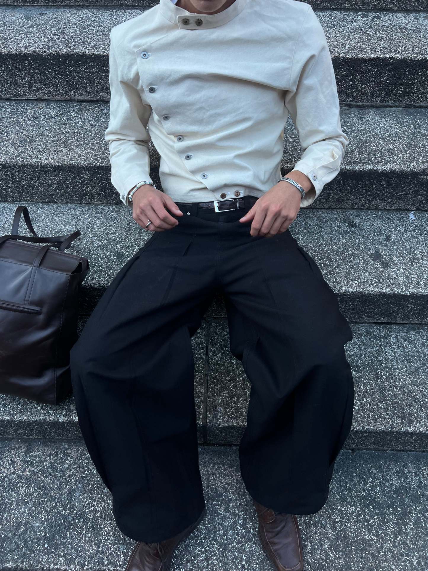 PLEATED TROUSERS