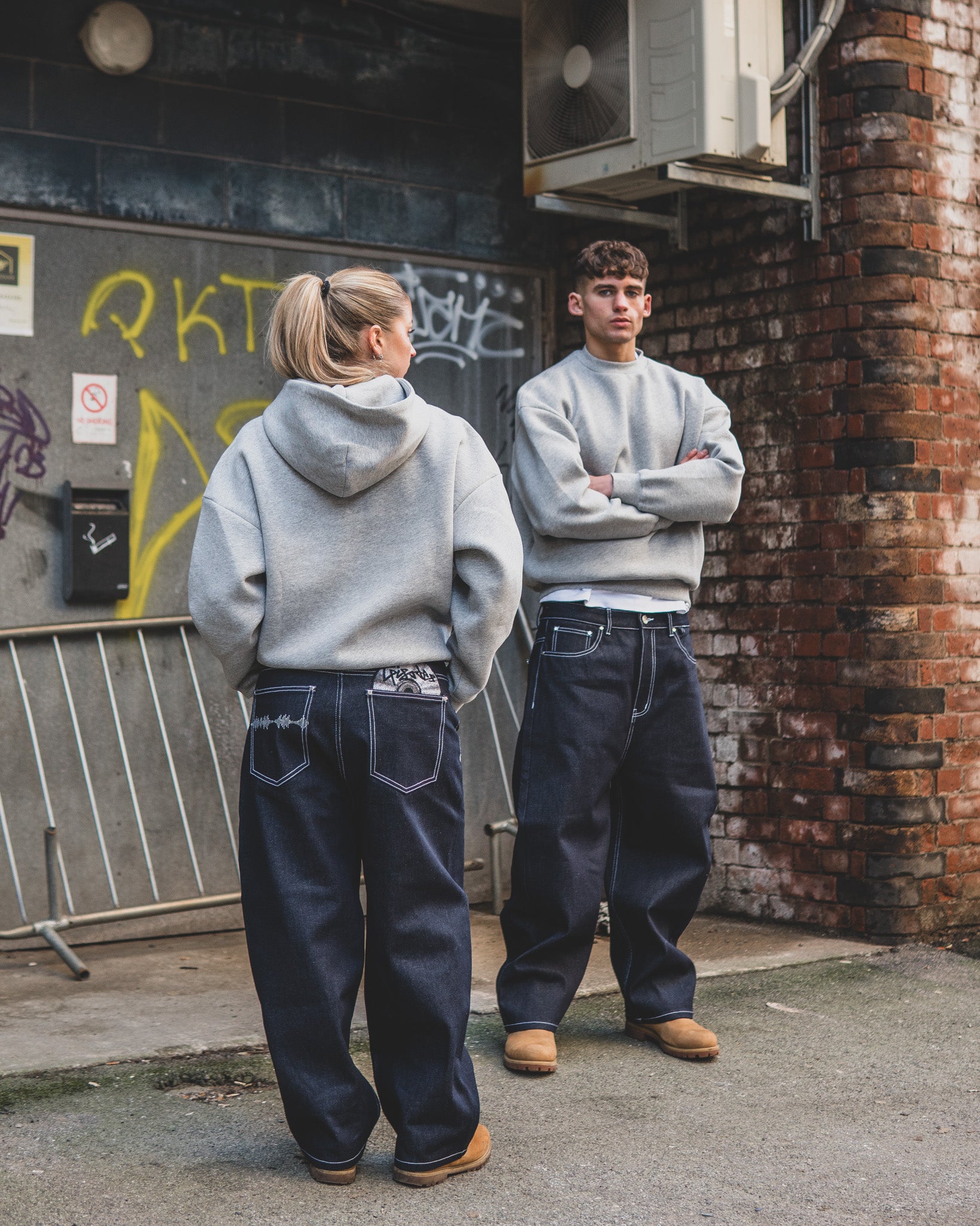 DISC RAW DENIM JEANS