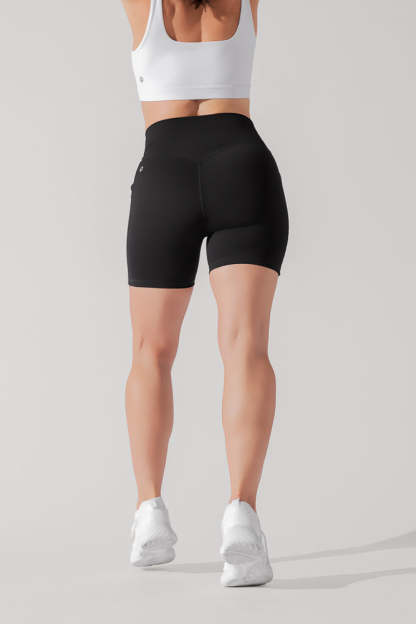 Supersculpt™ Midi Short with Pockets - Black