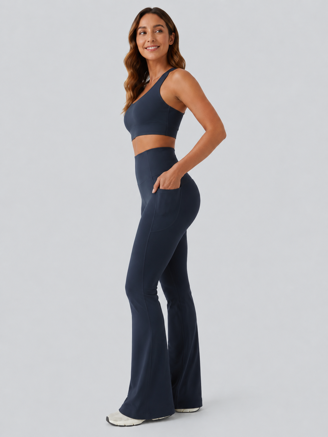 Luno Wear Scrunch Butt Lifting Flare Yoga Leggings with Pockets