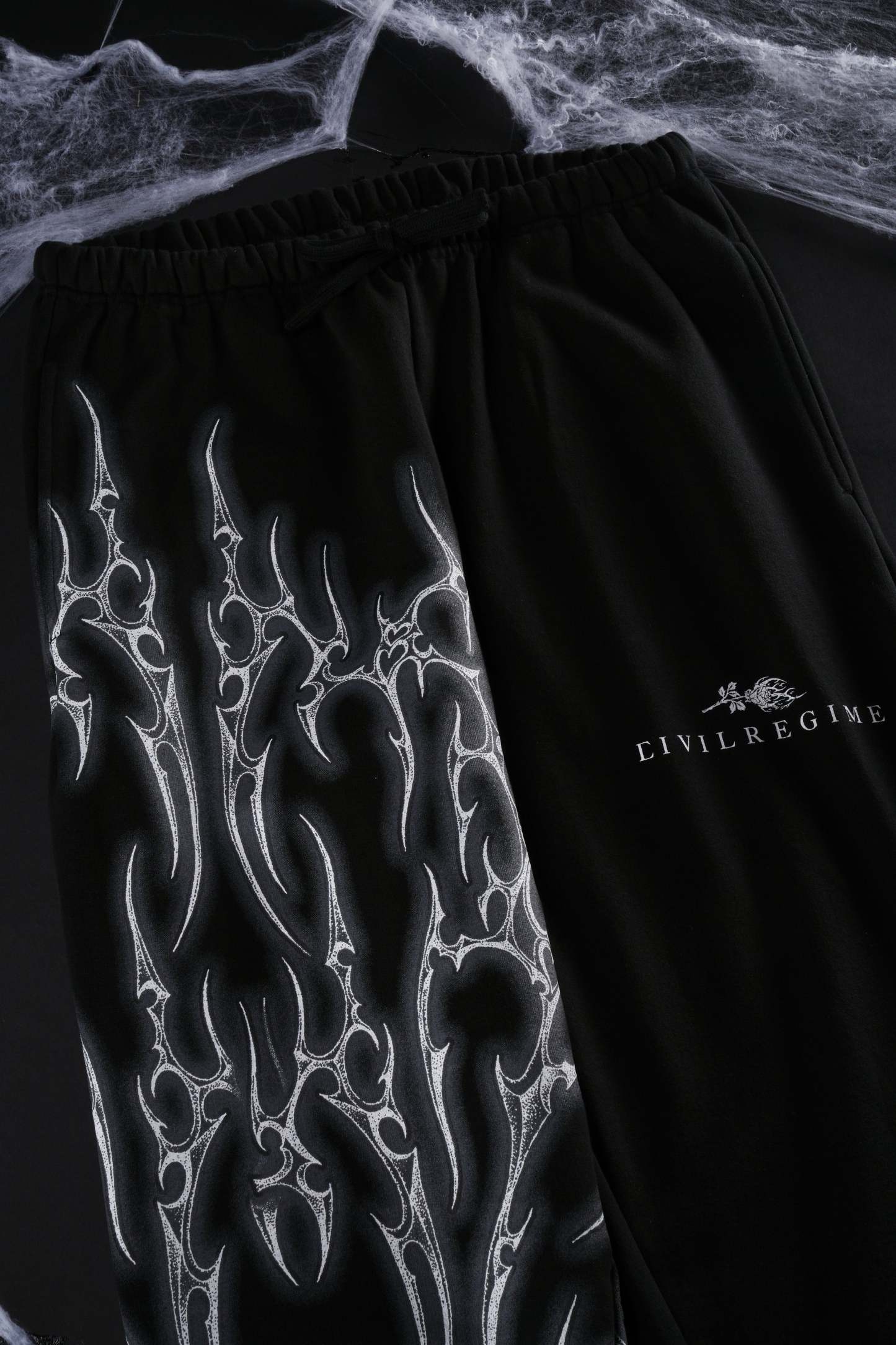 Nightfall Lounger Sweat Pants in Black