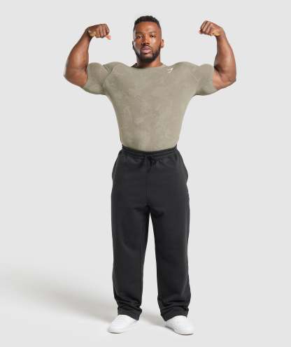Geo Seamless T-Shirt