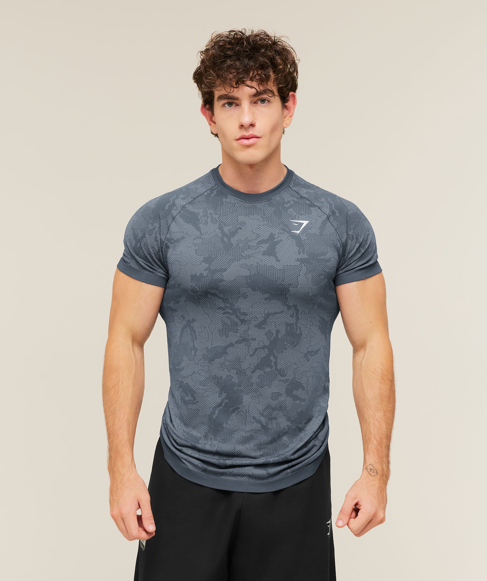 Geo Seamless T-Shirt