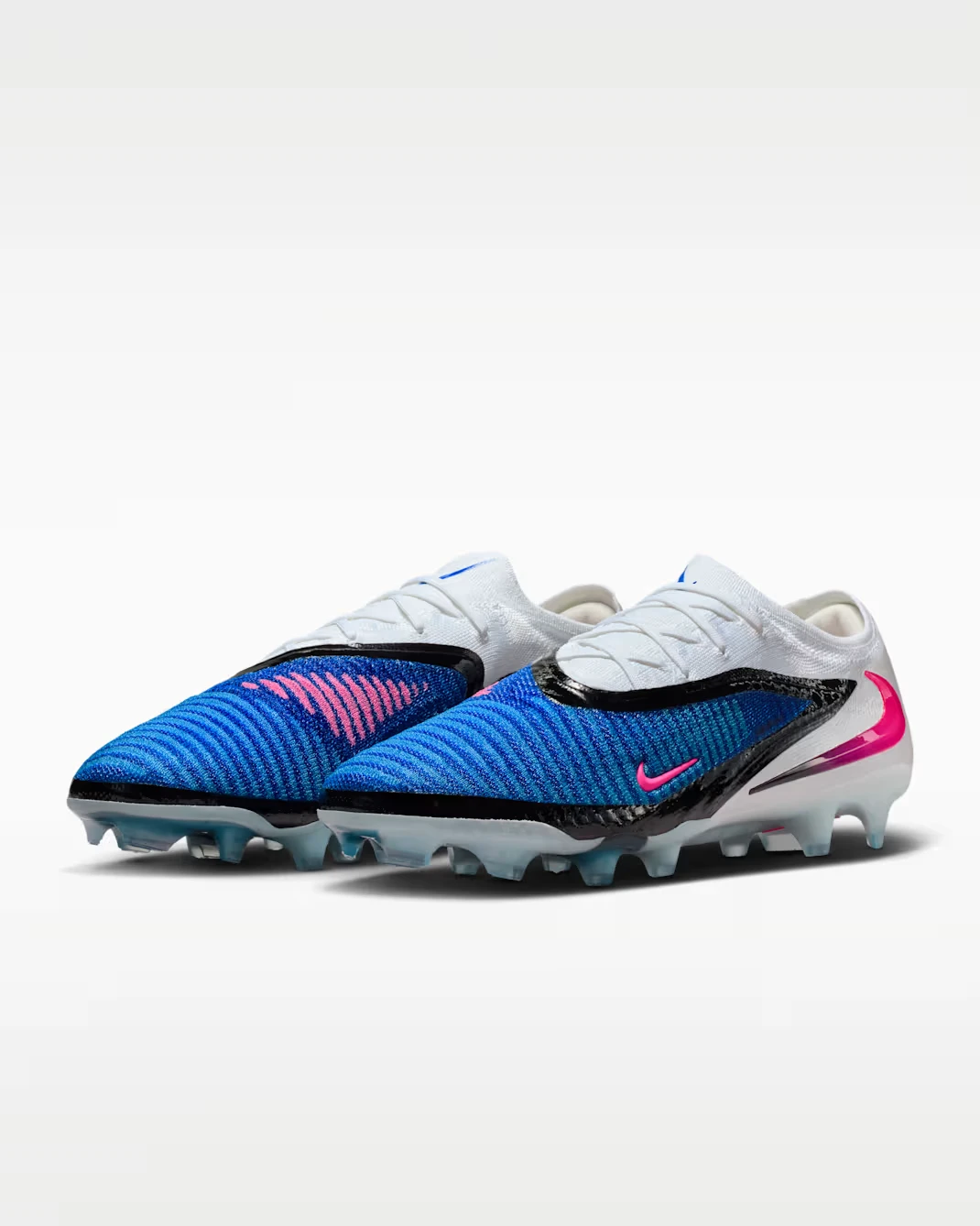 Phantom 6 Low Elite Firm-Ground Soccer Cleats