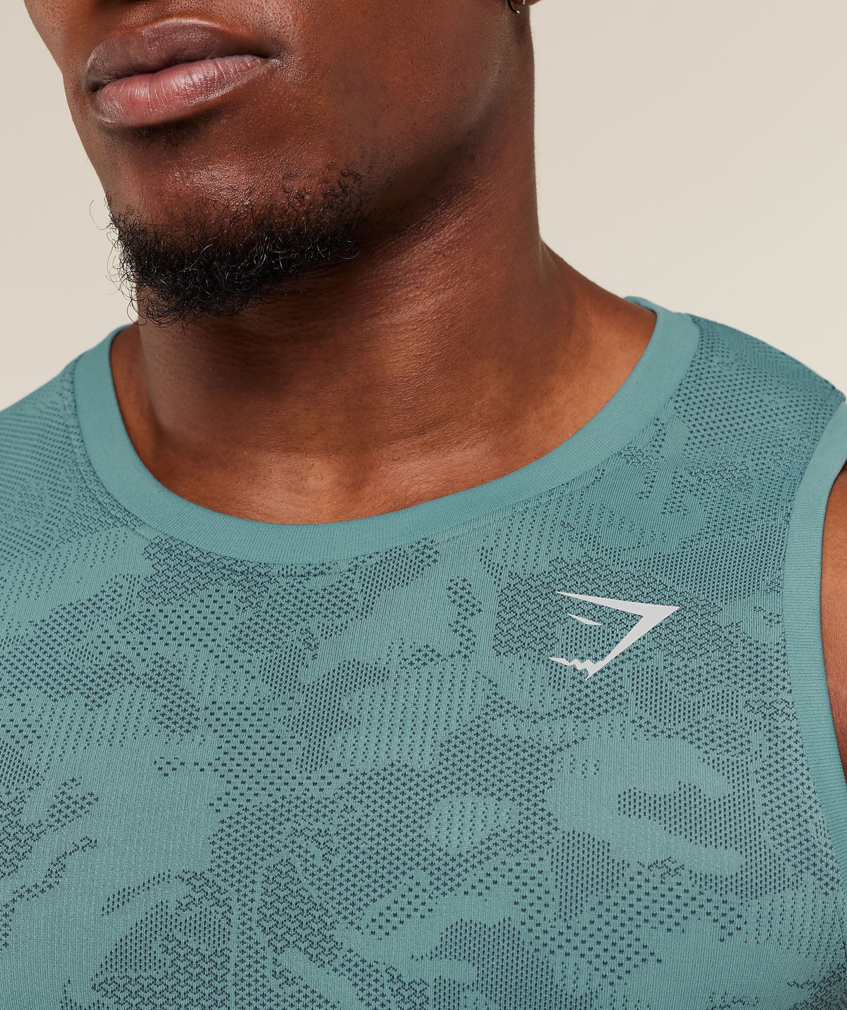 Geo Seamless Tank