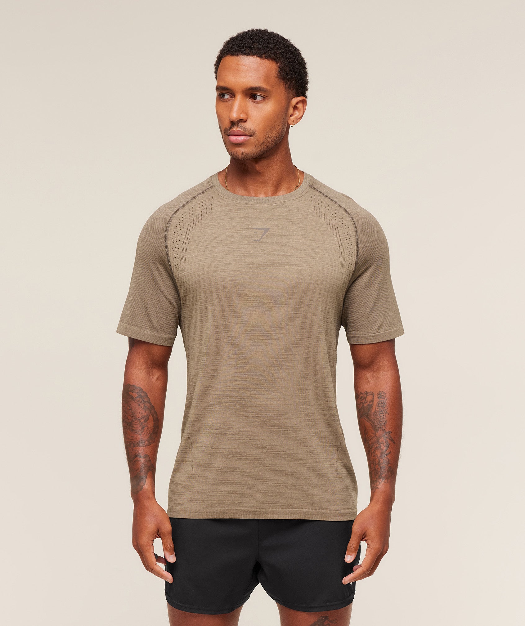 Versatile Seamless T-Shirt