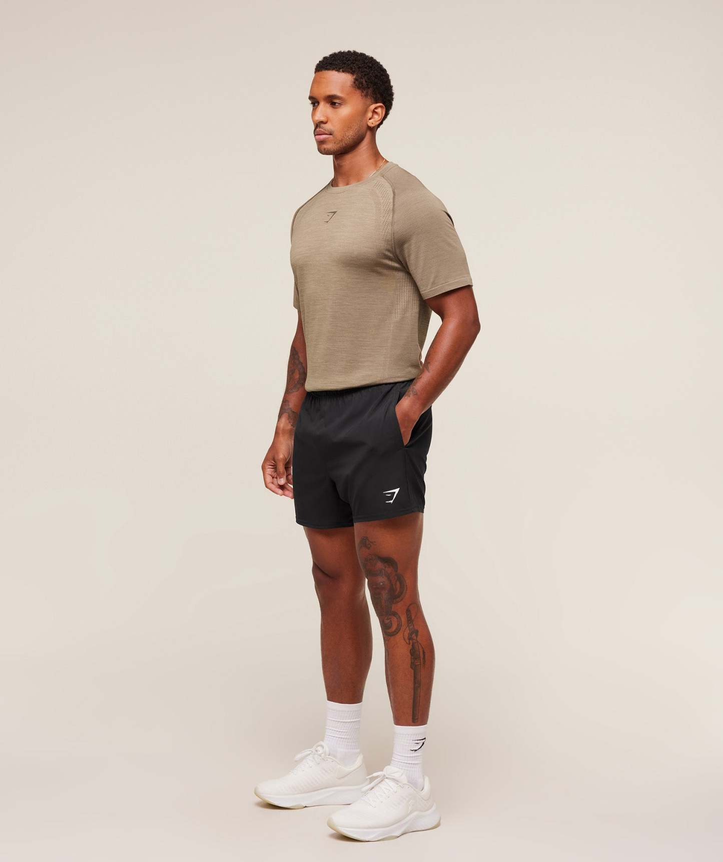 Versatile Seamless T-Shirt