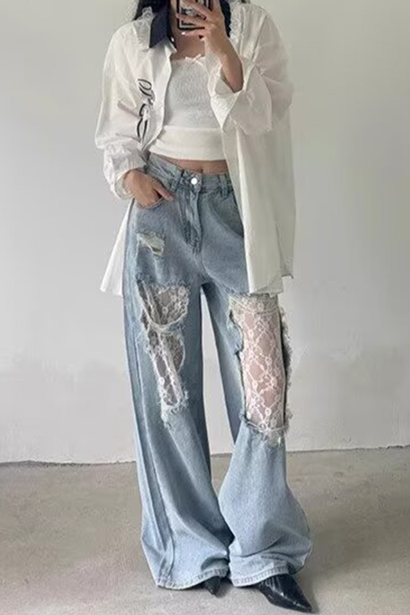 Women's Retro Jeans With Delicate Lace Insets