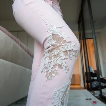 Lace Trim Flare Jeans(Pink)
