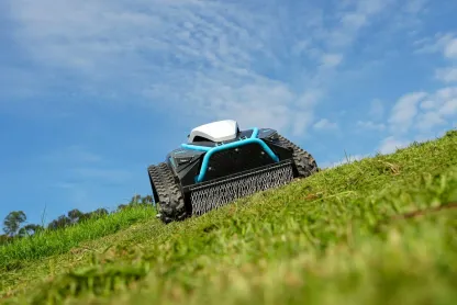 ⚡𝐁𝐢𝐠 𝐂𝐥𝐞𝐚𝐫𝐚𝐧𝐜𝐞🌞Remote Controlled Lawn Mower