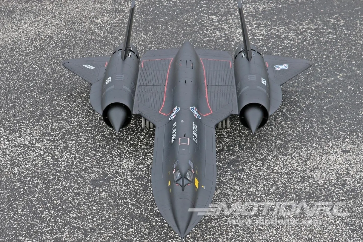 Freewing SR-71 Blackbird Twin 70mm EDF Jet With Gyro - PNP