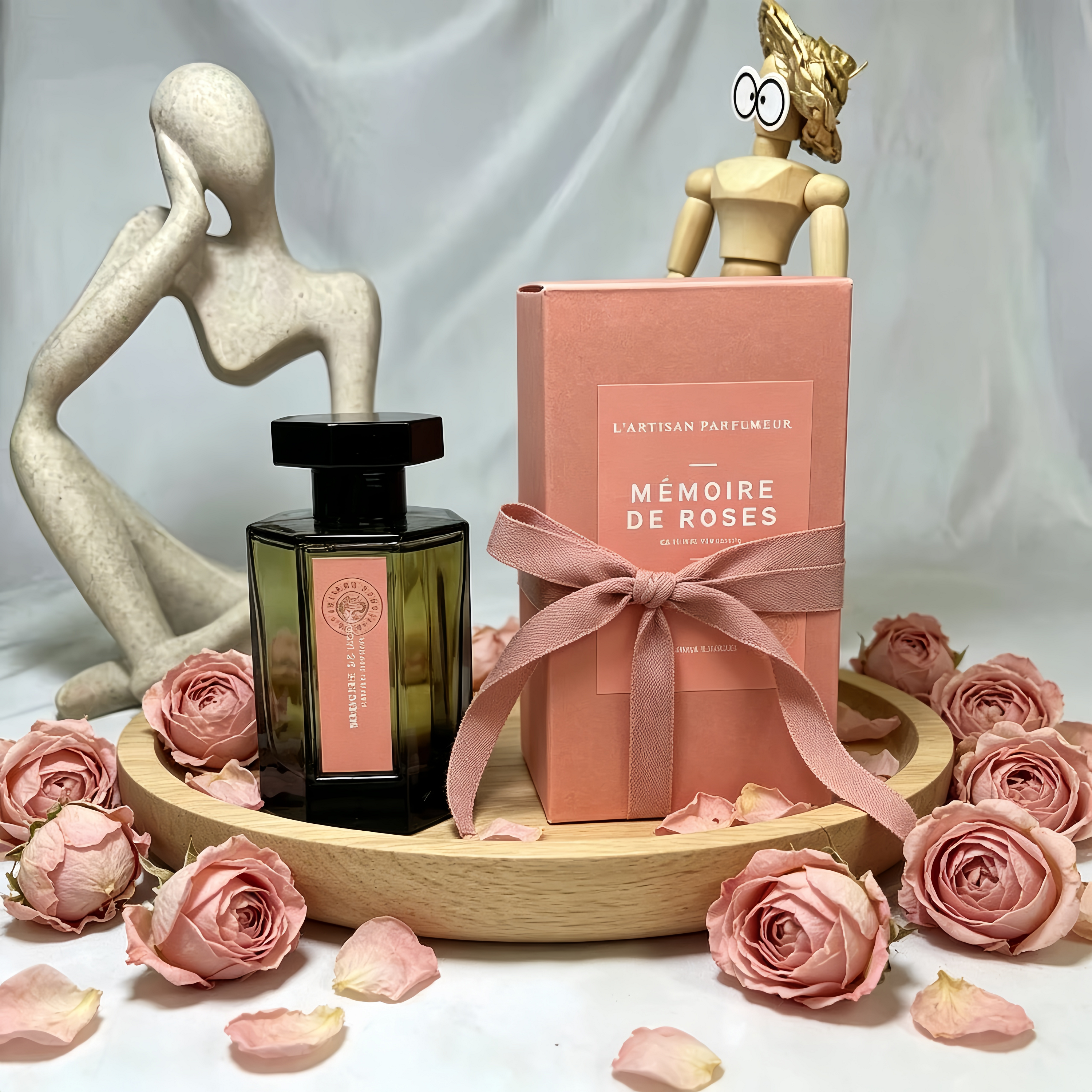 L'Artisan Parfumeur Mémoire de Roses Eau de Parfum, Unisex Vintage Dry Rose Perfume 100ml