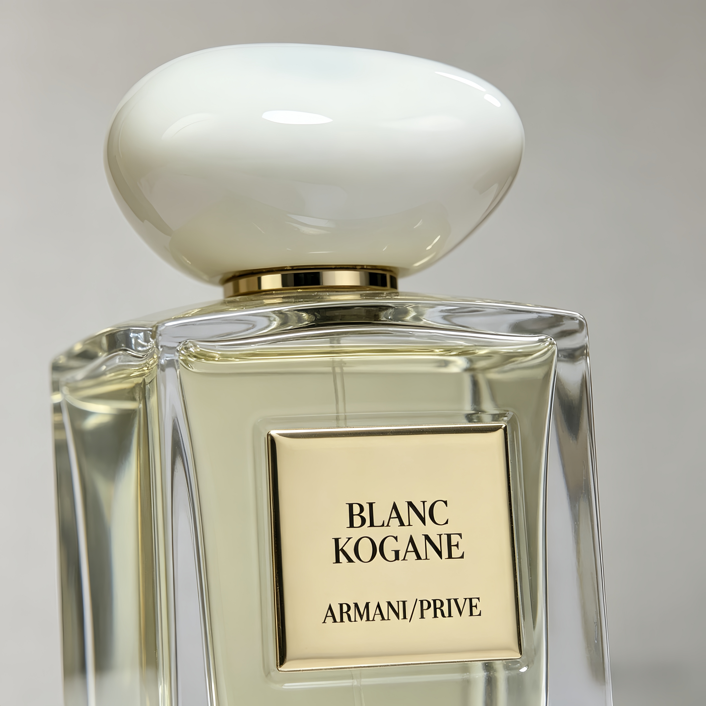 Armani/Privé Blanc Kogane Eau de Parfum | Kintsugi-Inspired White Floral Musk Perfume 100ml
