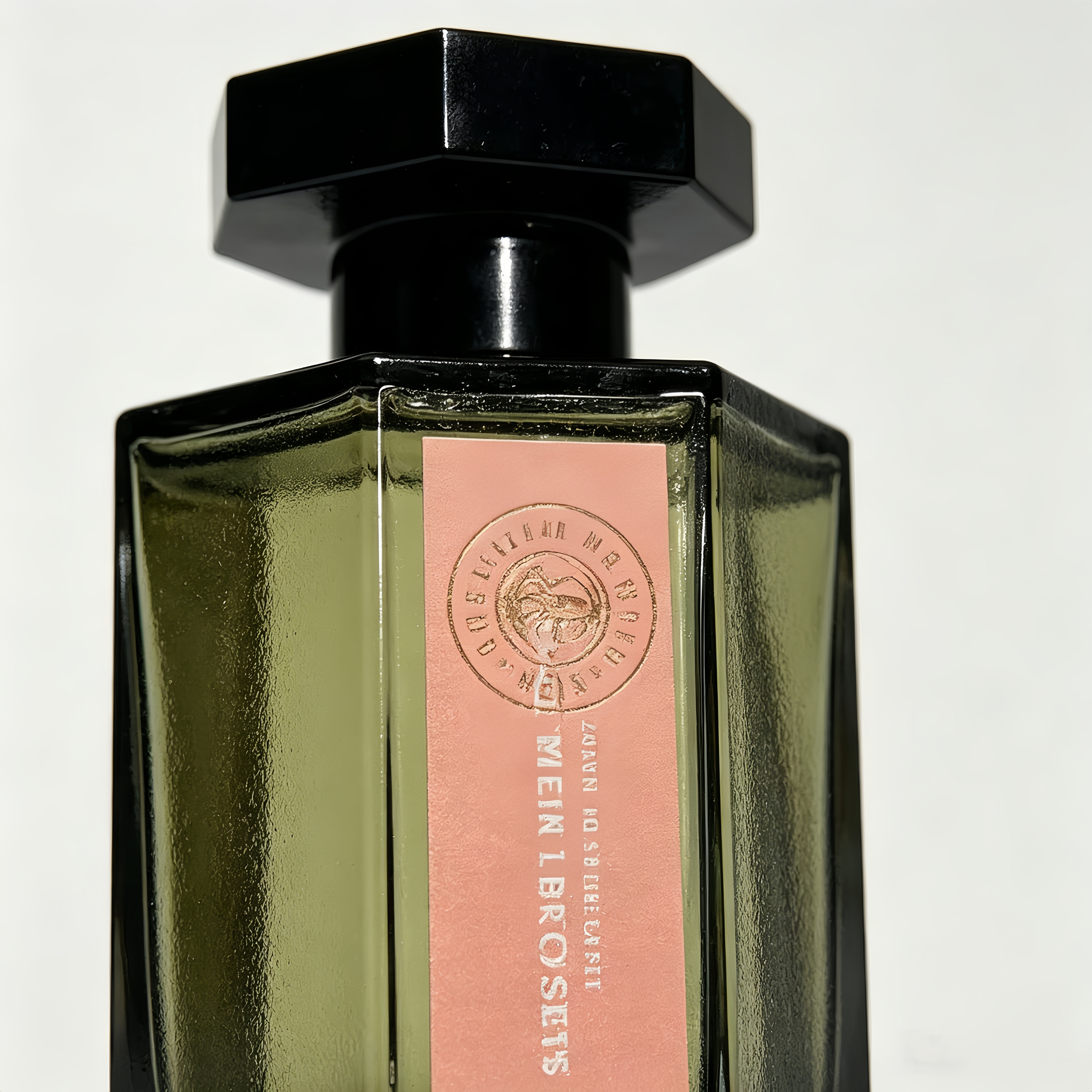 L'Artisan Parfumeur Mémoire de Roses Eau de Parfum, Unisex Vintage Dry Rose Perfume 100ml