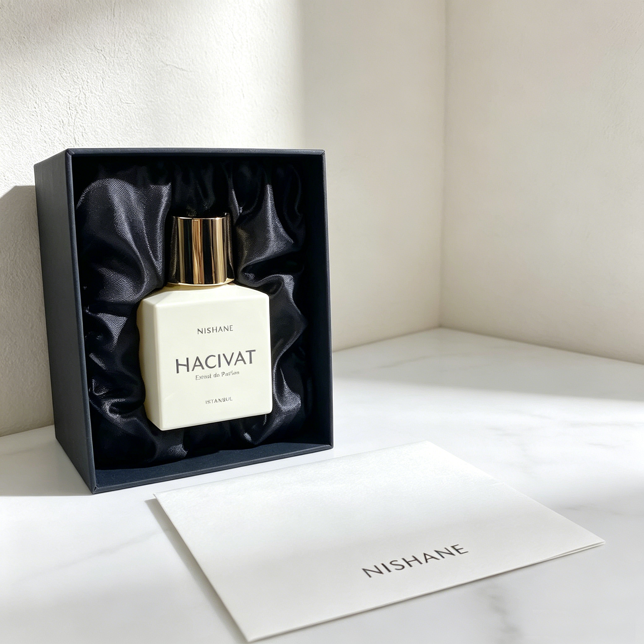 Hacivat by Nishane Premium Extrait de Parfum White Gold Bottle Luxury Satin Gift Box 100ml