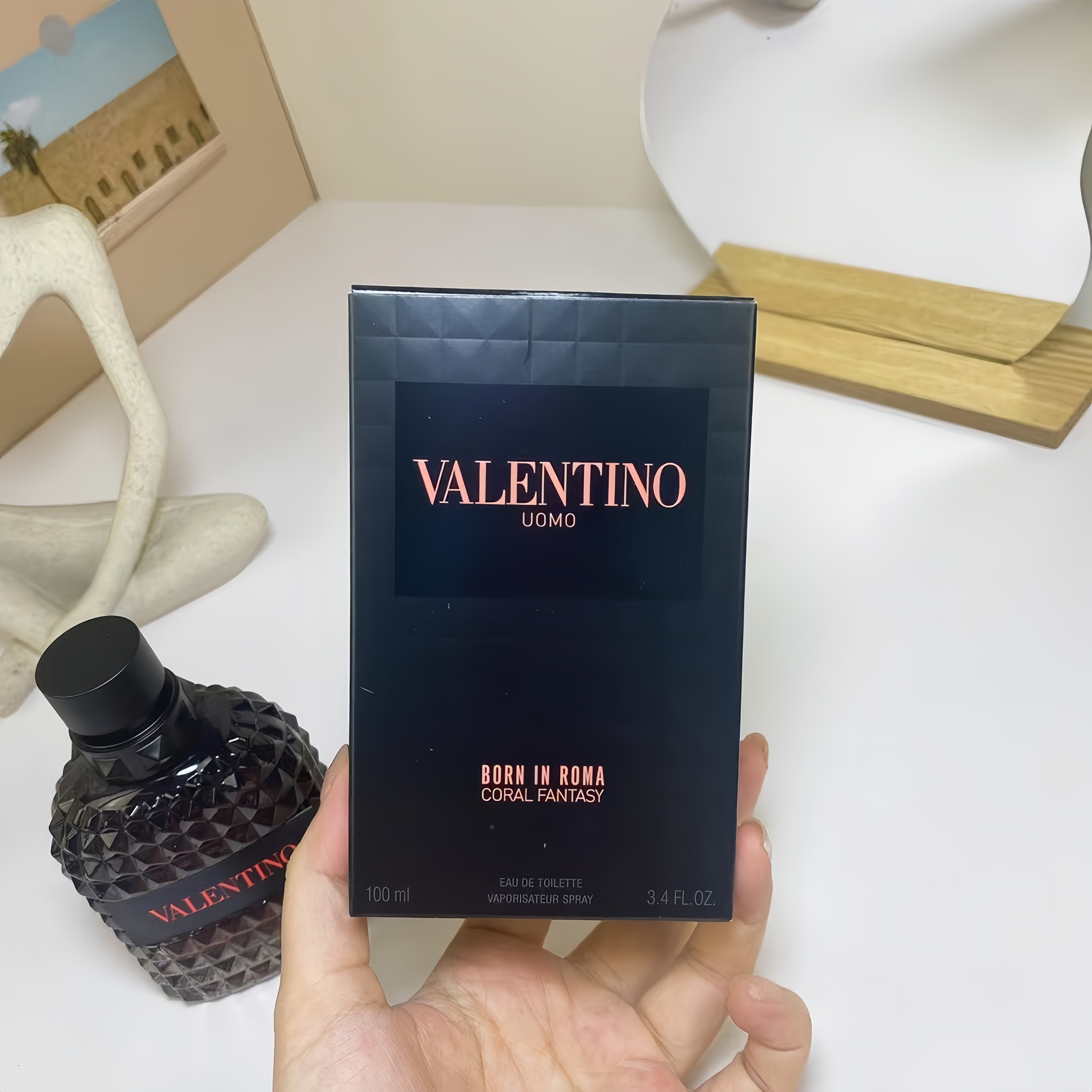 Valentino Born in Roma Coral Fantasy Uomo Eau de Toilette | 100ml Authentic Men’s Fragrance