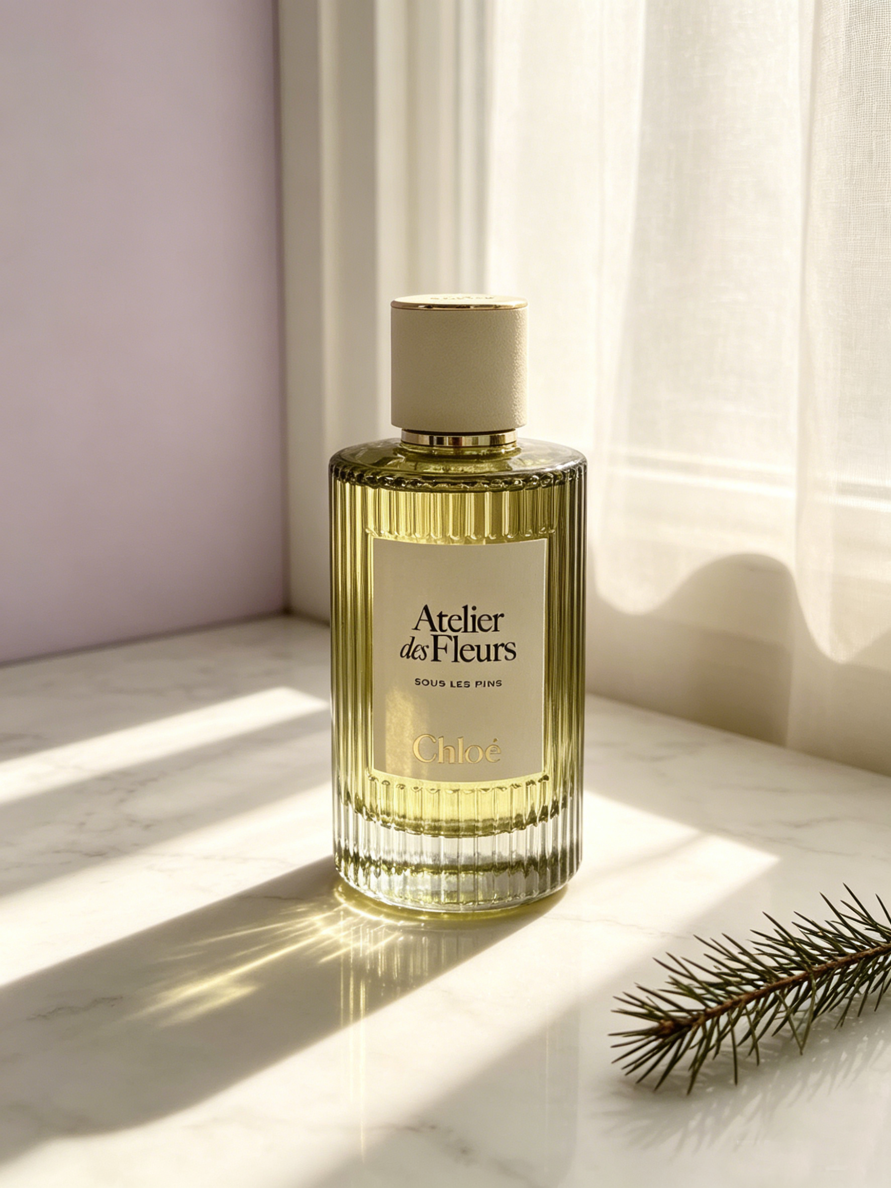 Chloé Atelier des Fleurs Sous Les Pins Unisex Perfume, Crisp Pine Forest Earthy Fragrance for Daily Travel