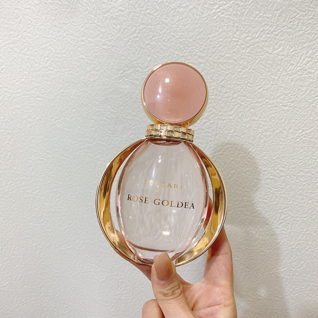 Luxury Designer Perfume BVLGARI Rose Goldea | Opulent Floral Scent