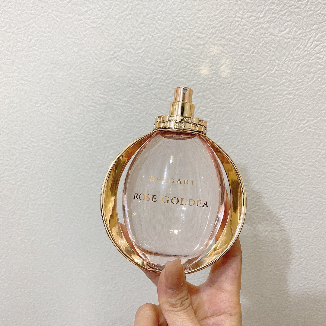 Luxury Designer Perfume BVLGARI Rose Goldea | Opulent Floral Scent