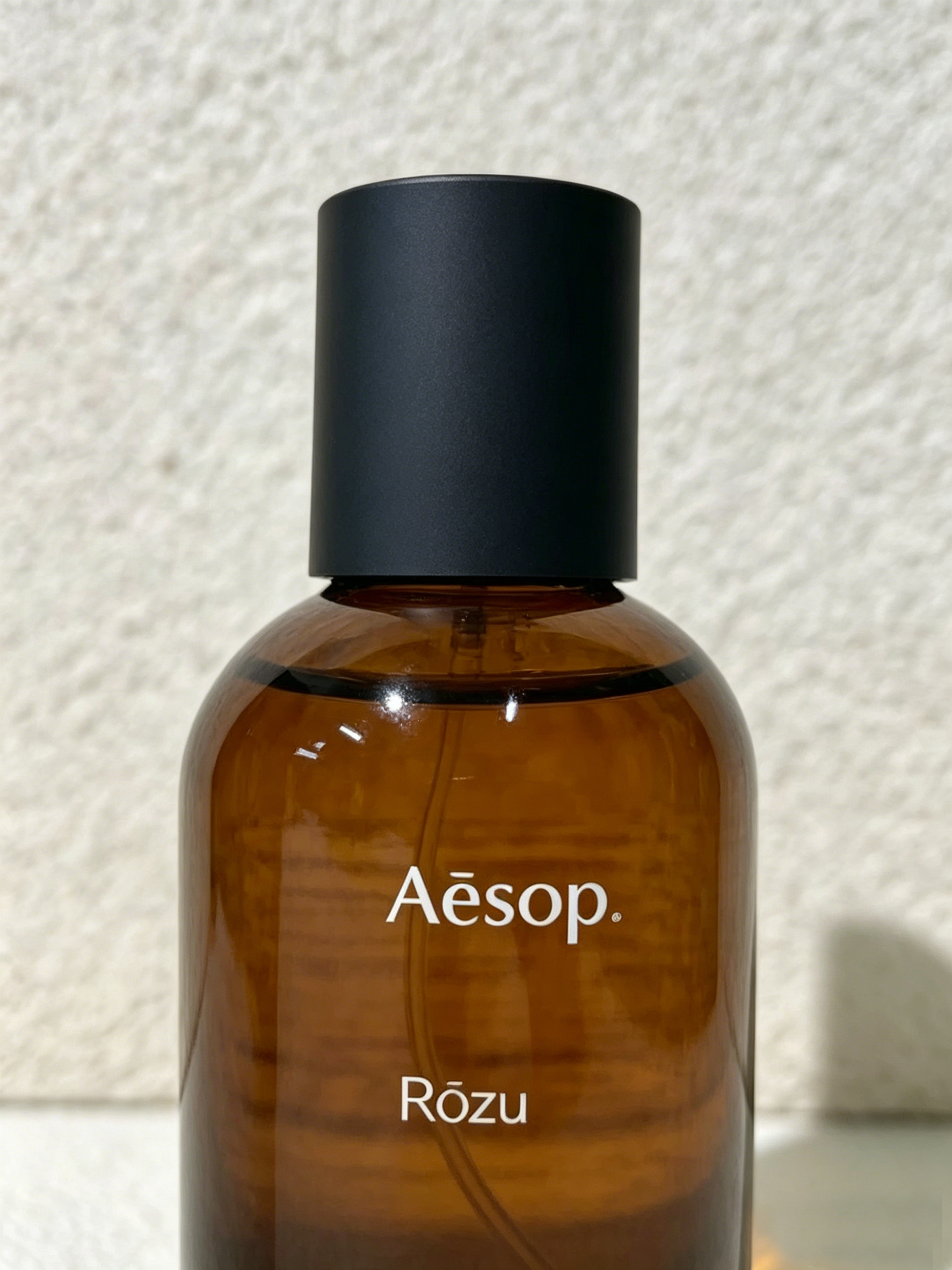 Aesop Rōzu Eau de Parfum Unisex Woody Rose Perfume, Clean Minimalist Herbal Fragrance For Men & Women