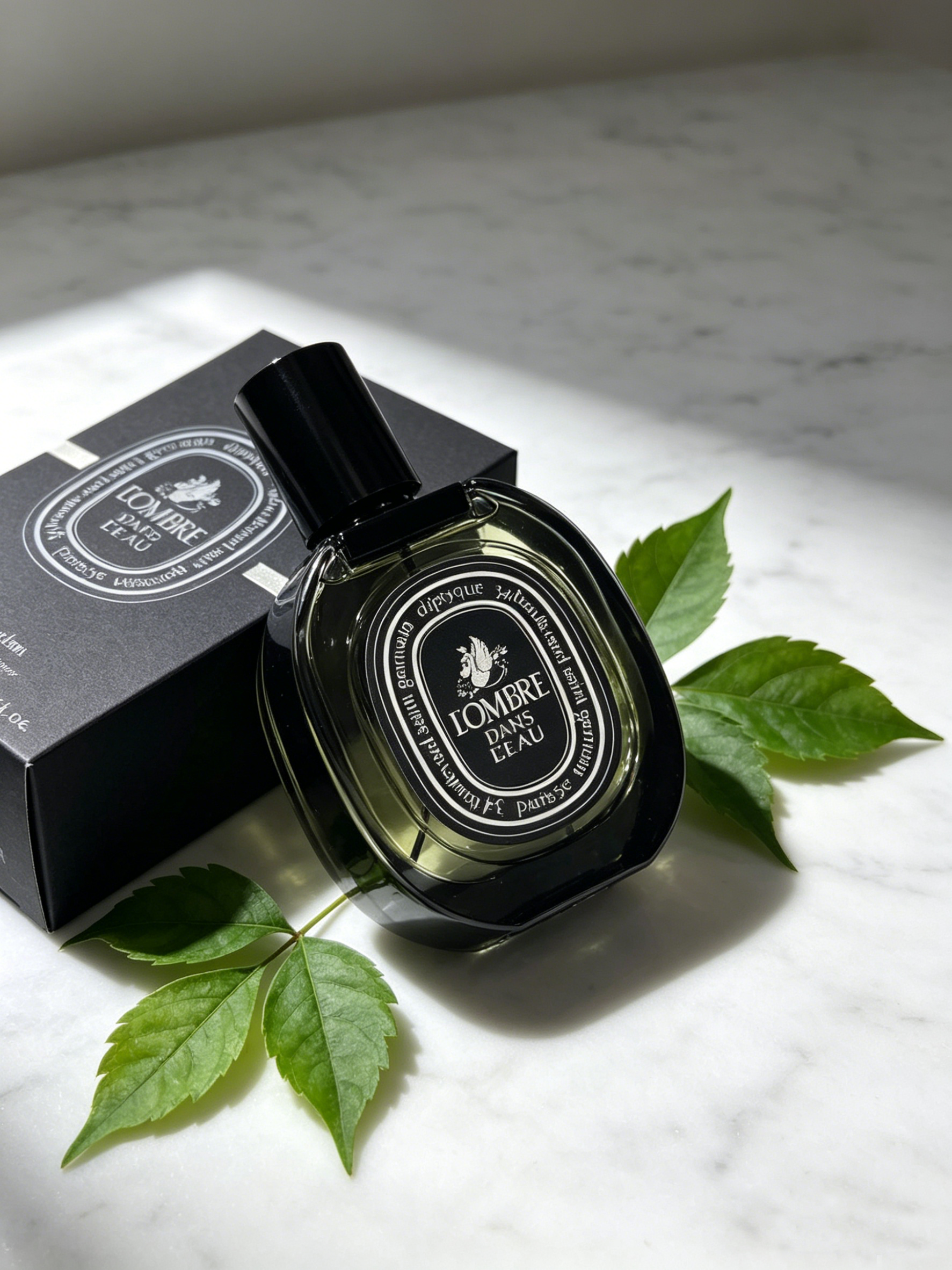 Diptyque L'Ombre Dans L'Eau EDP | Blackcurrant Leaf, Rose & Musk Unisex Perfume