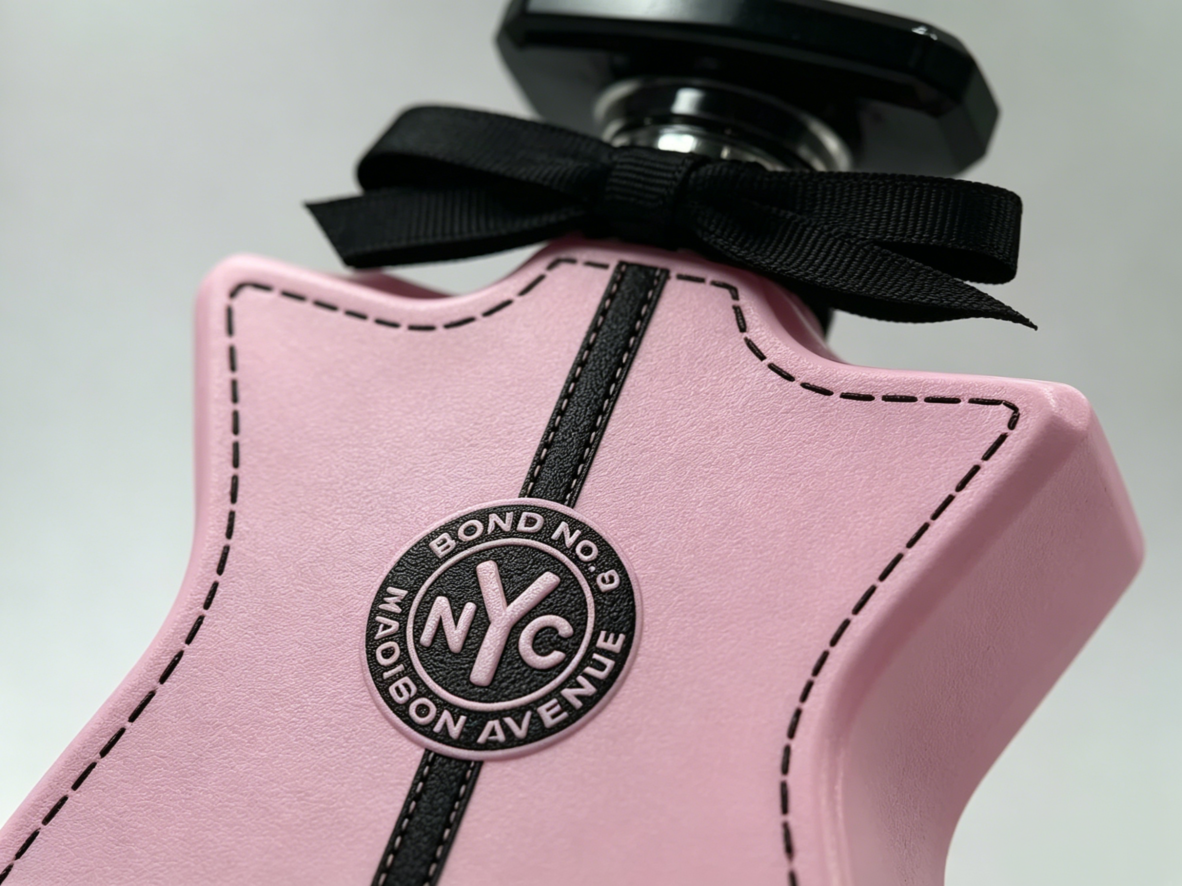 Madison Avenue by Bond No.9 | New York Inspired Floral Woody Fragrance for Her