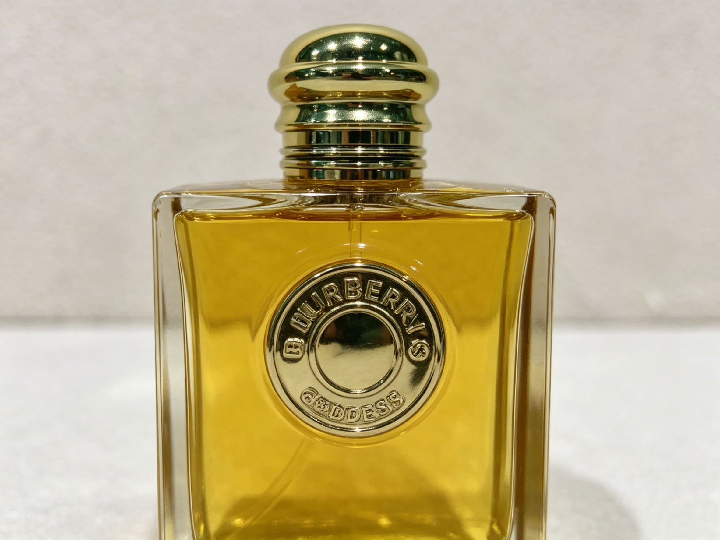 Burberry Goddess Eau de Parfum - Gourmand Woody Women's Perfume