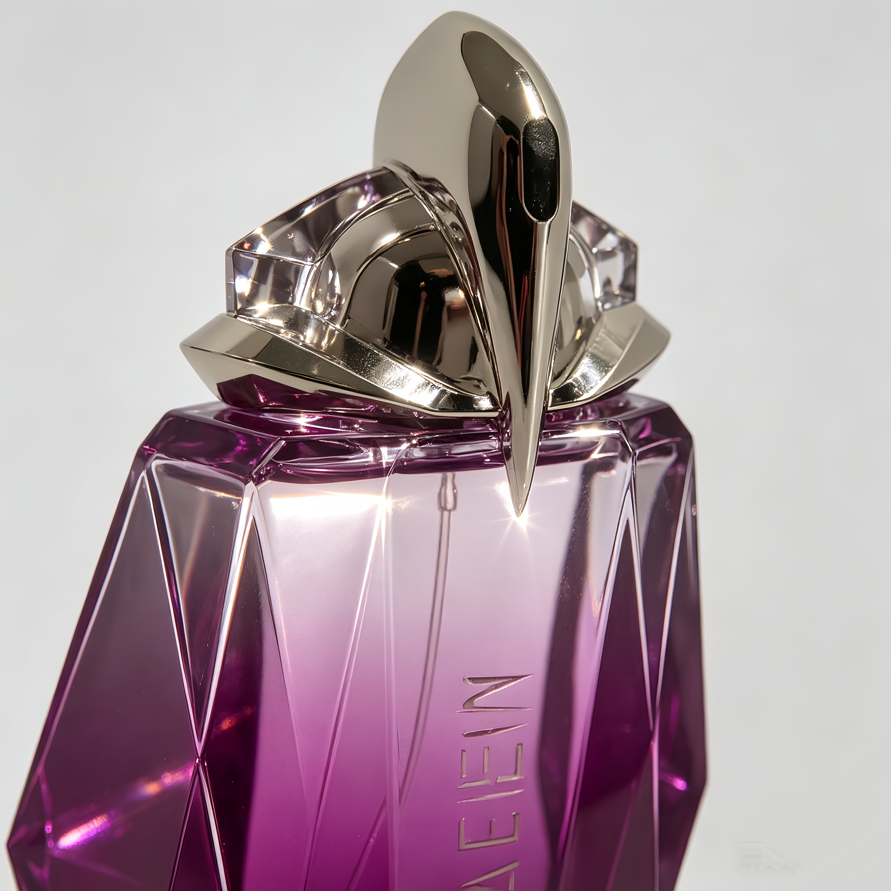 Alien Fusion by Mugler | Women's Floral Woody Musk Perfume
