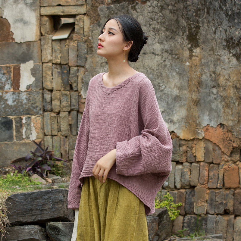 透氣舒爽 · 「V領T」慵懶風手縫線前短後長衫