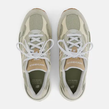 Made in USA 992