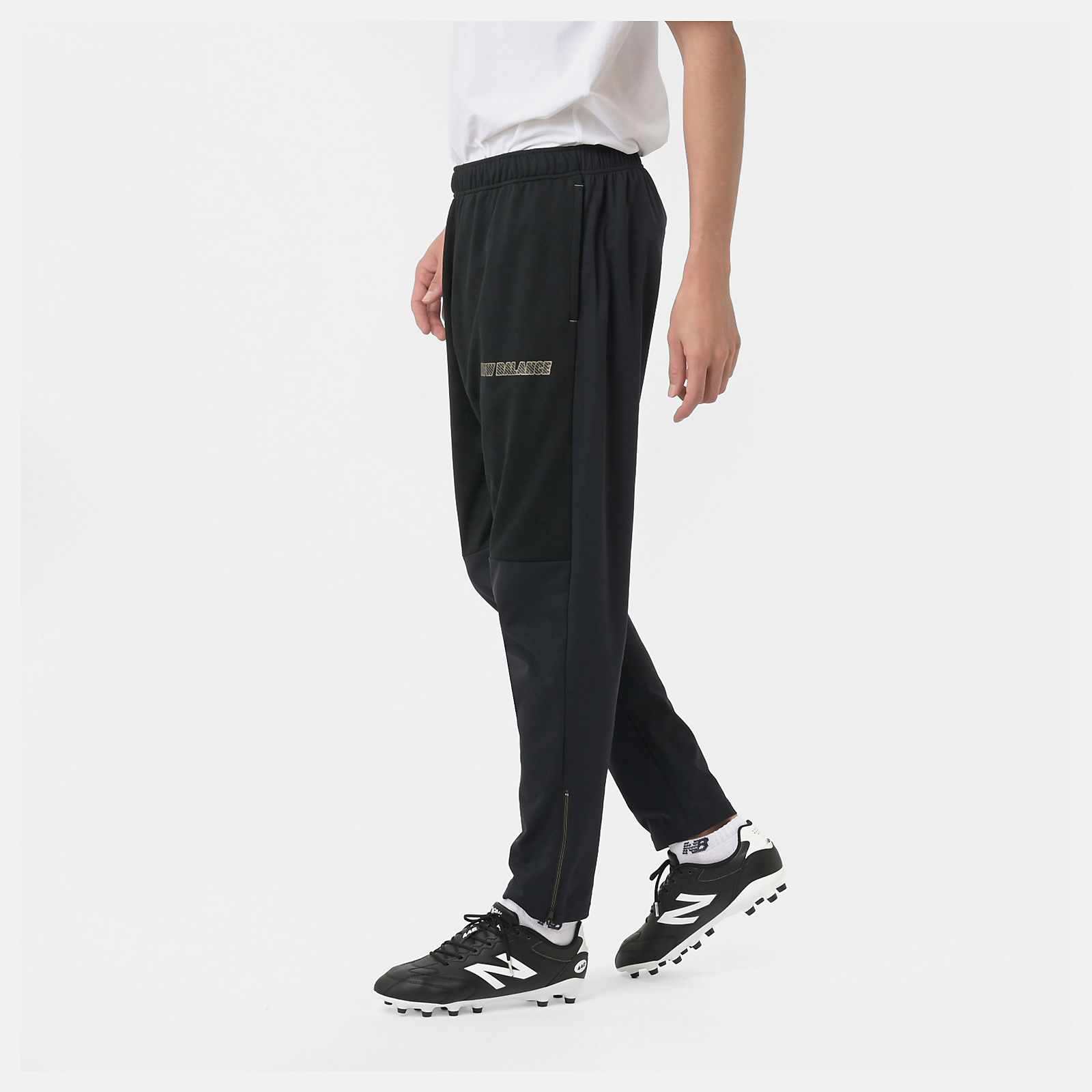 Black Out ストレッチニットパンツ