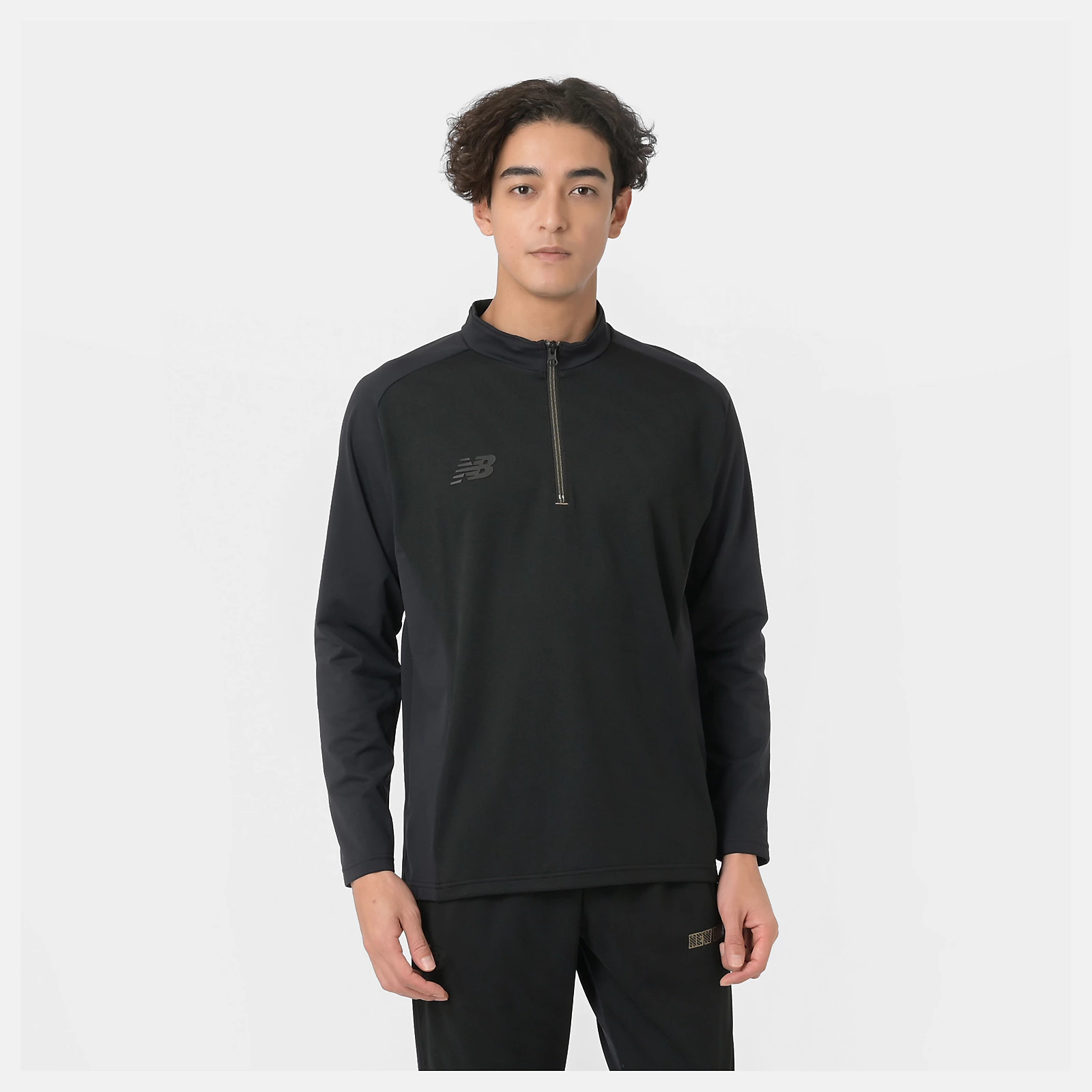 Black Out ストレッチニットハーフジップトップ