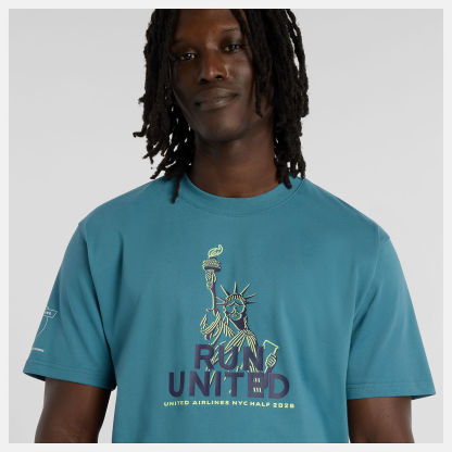 United Airlines NYC HalfハーフメンズグラフィックTシャツ2
