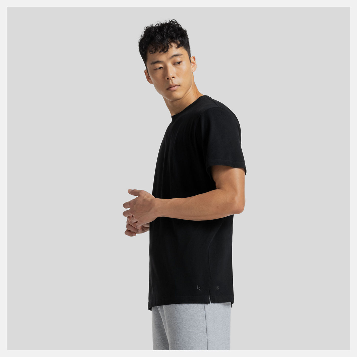 Klutch X NBバーサタイルTシャツ