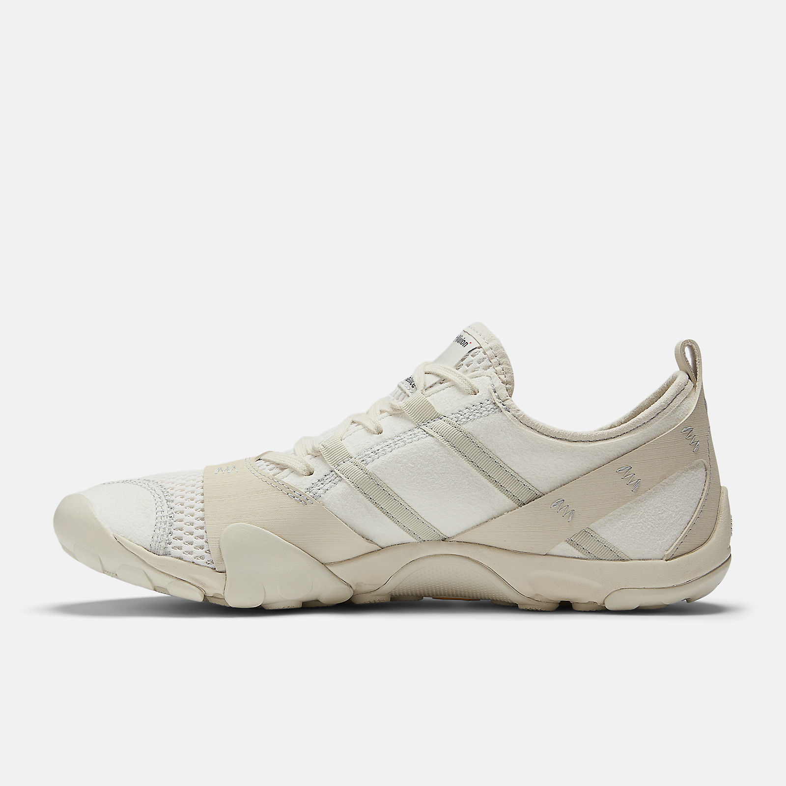 District Vision x New Balance MT10O