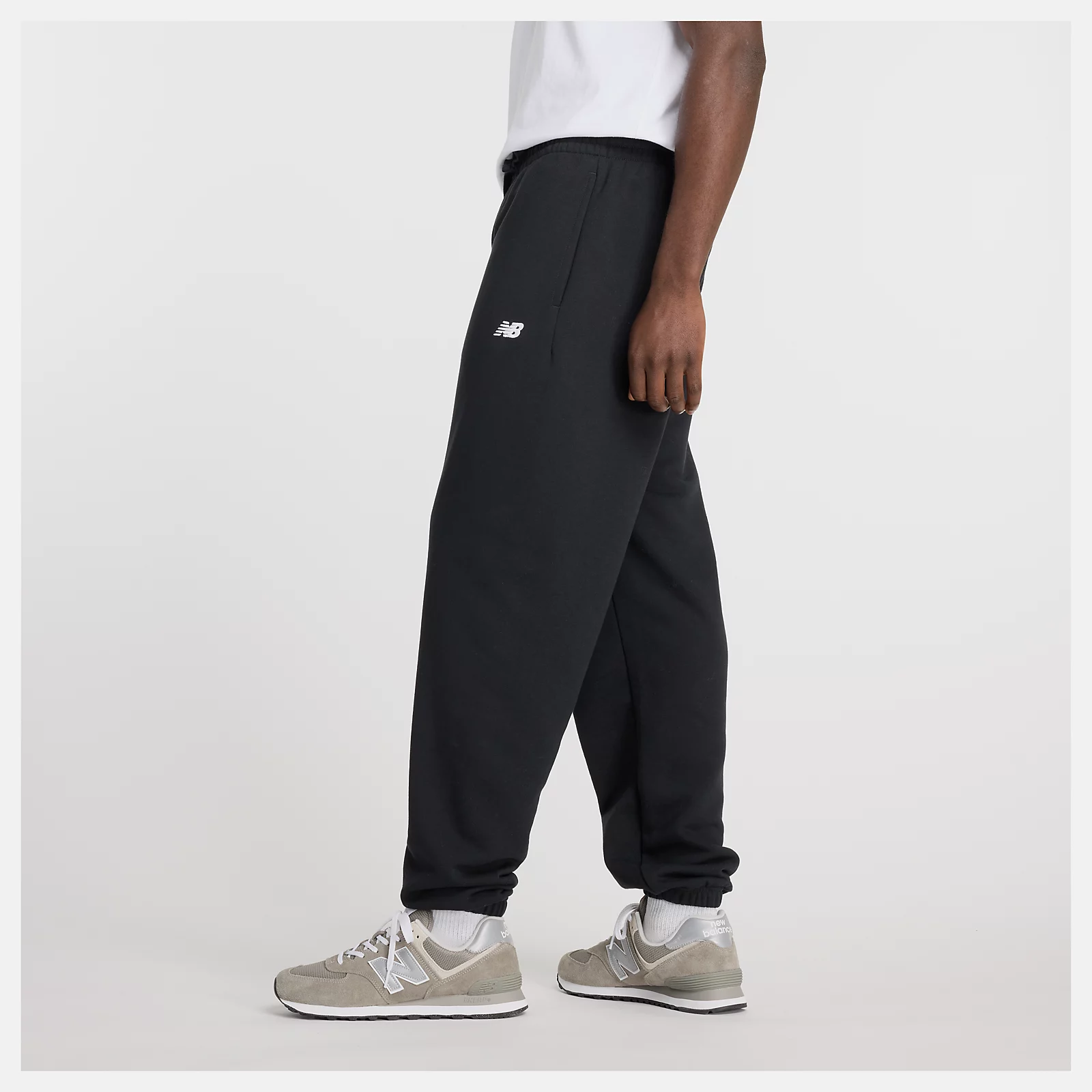 Sport Essentials Small logo スウェットジョガー