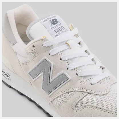 Made in USA 1300
