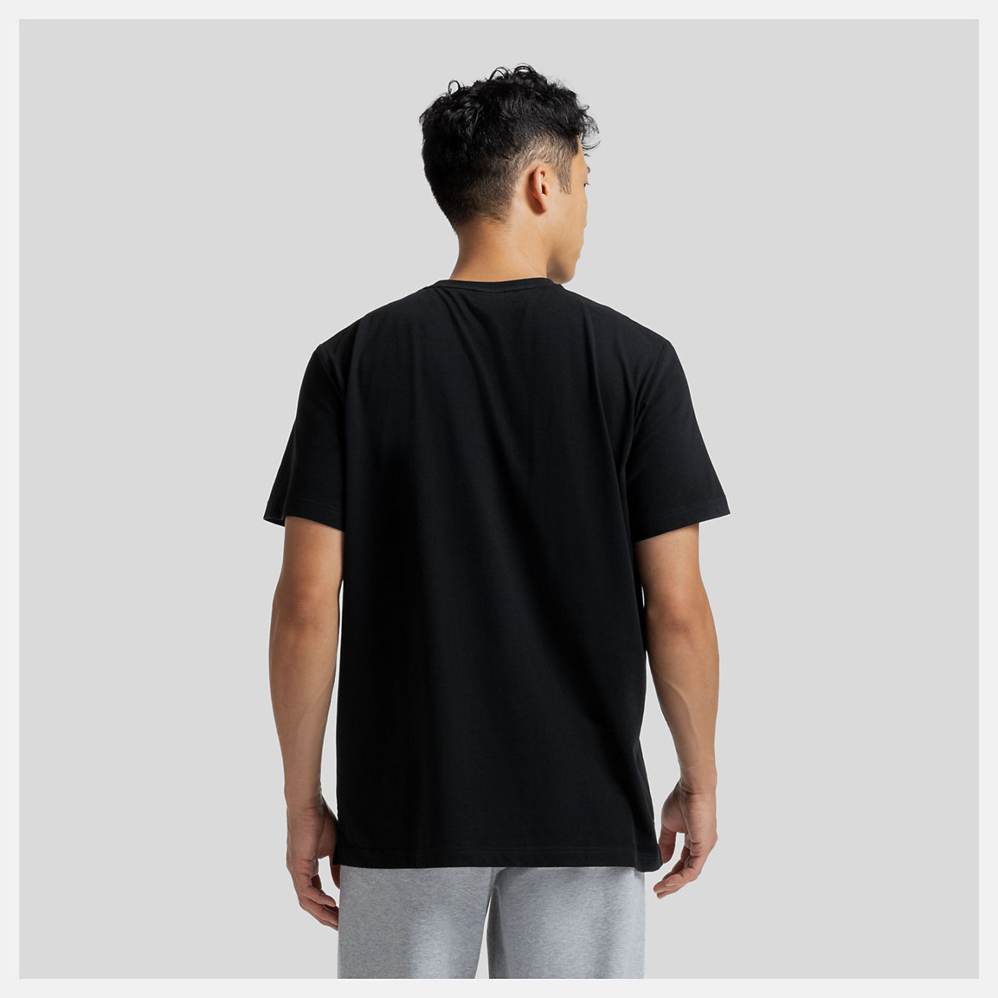 Klutch X NBバーサタイルTシャツ