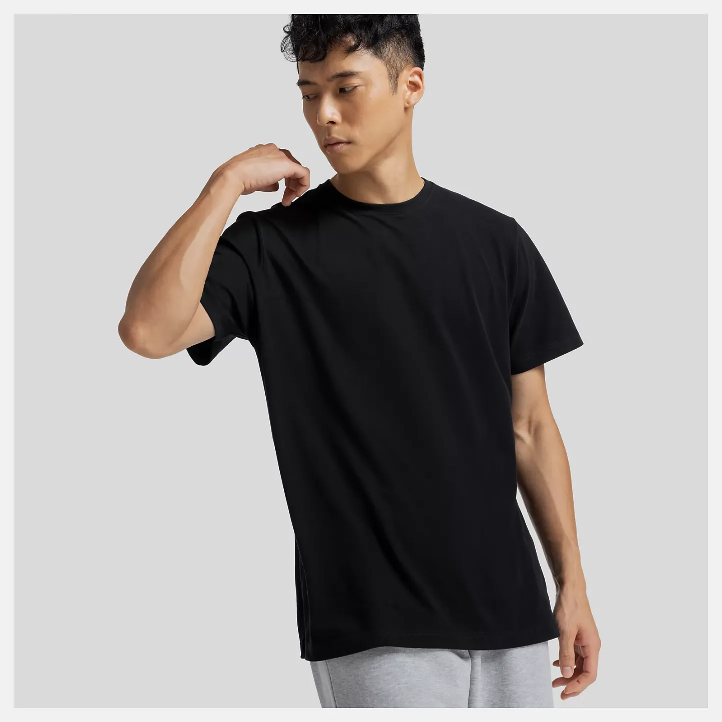 Klutch X NBバーサタイルTシャツ