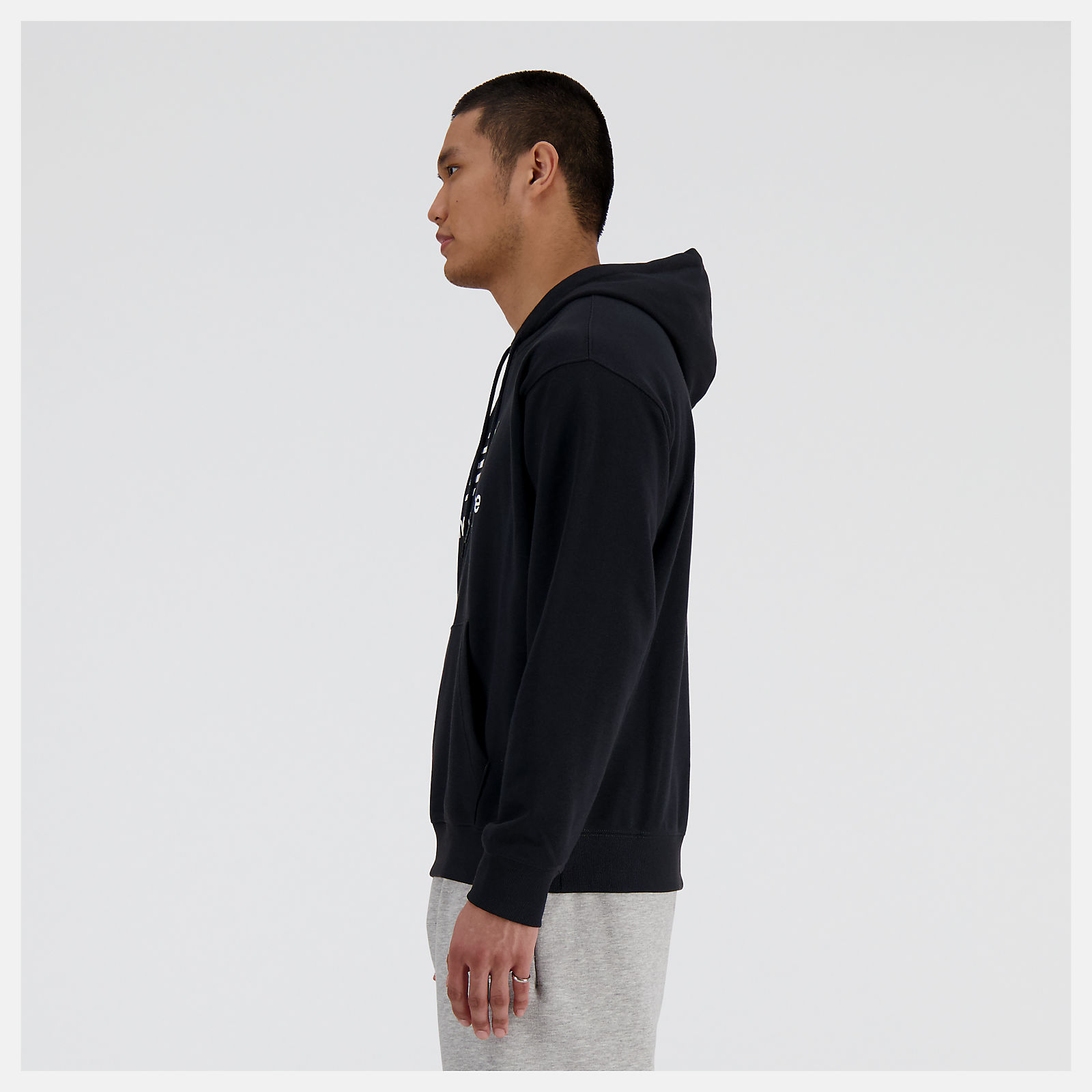 Sport Essentials Stacked Logo スウェットフーディ