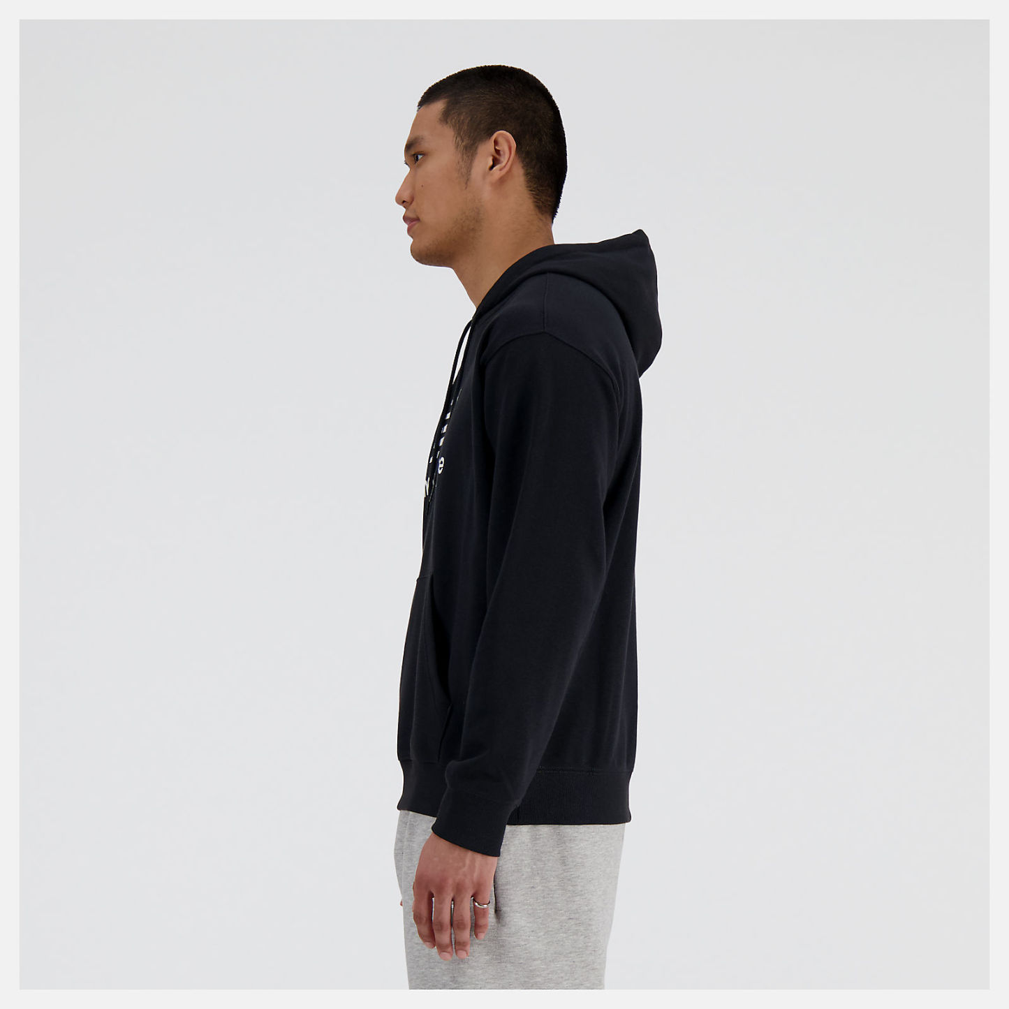 Sport Essentials Stacked Logo スウェットフーディ