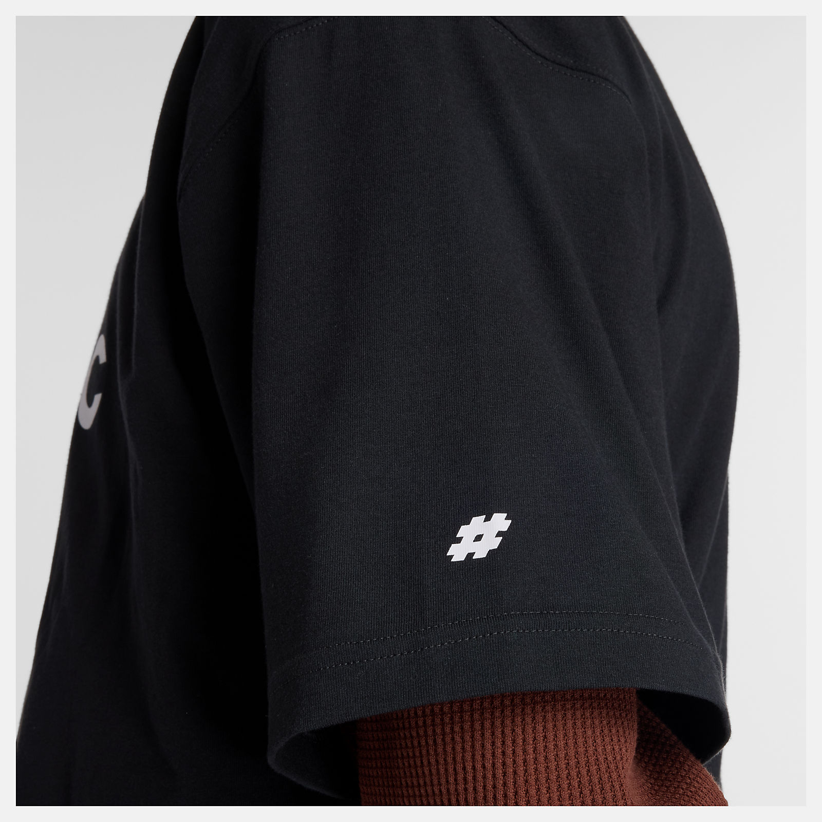 Numeric リニアロゴTシャツ