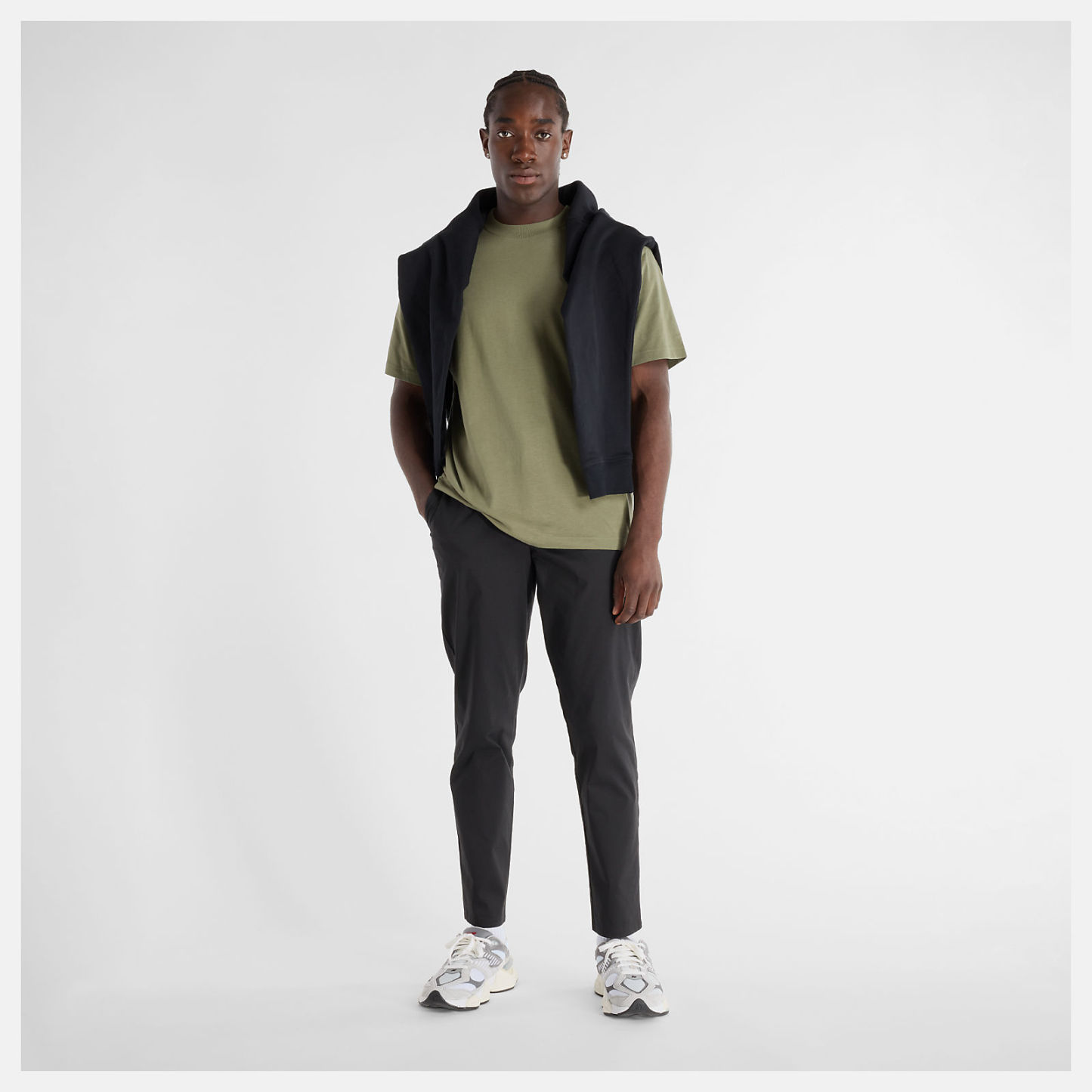Athletics スタンダード テーパード パンツ 30インチ